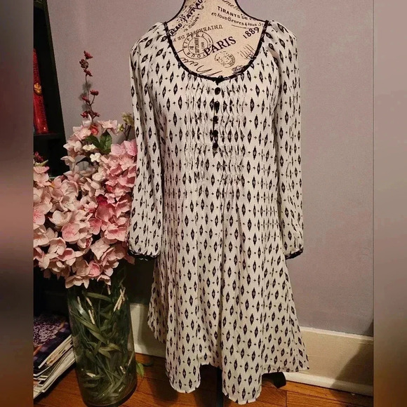 Sanctuary black‎ & white dress XSMALL - Picture 1 of 6
